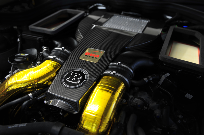 Illustration for article titled This Twin-Turbo, Mac-Equipped Mercedes Luxury Sedan Is A 'Land Jet'